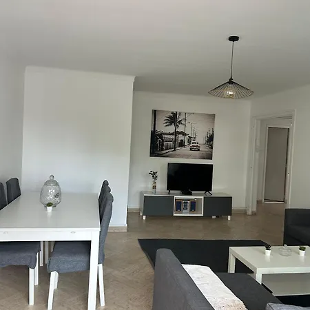 Apartamento Le Président 100 M De La *