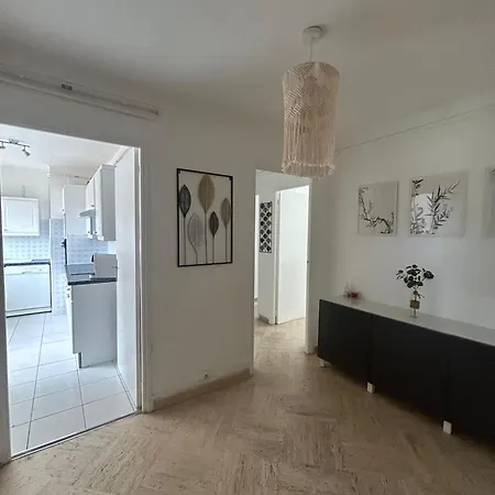 Apartamento Le Président 100 M De La